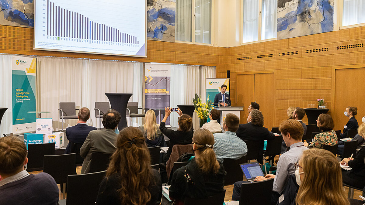 Internationale Konferenz des Kompetenzzentrums Jugend-Check