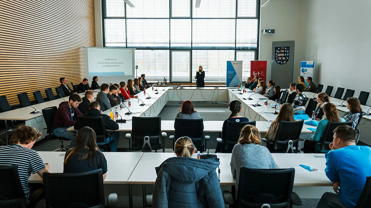 Abschlussveranstaltung des Jugend-Teams im Thüringer Landtag. 