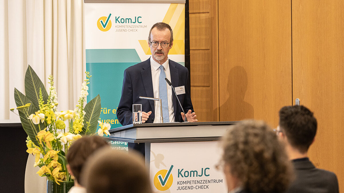 Internationale Konferenz des Kompetenzzentrums Jugend-Check
