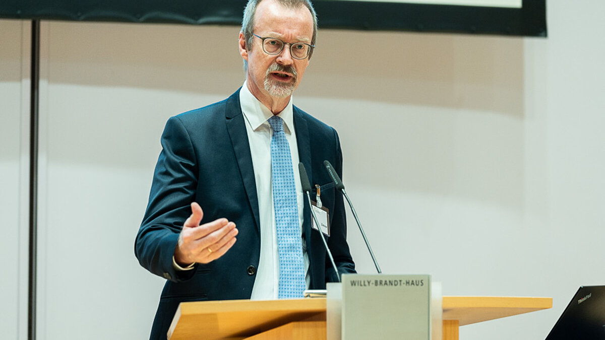 Prof. Dr. Dr. h.c.* Jan Ziekow, Director of the National Institute for Public Administration, (*NUM)